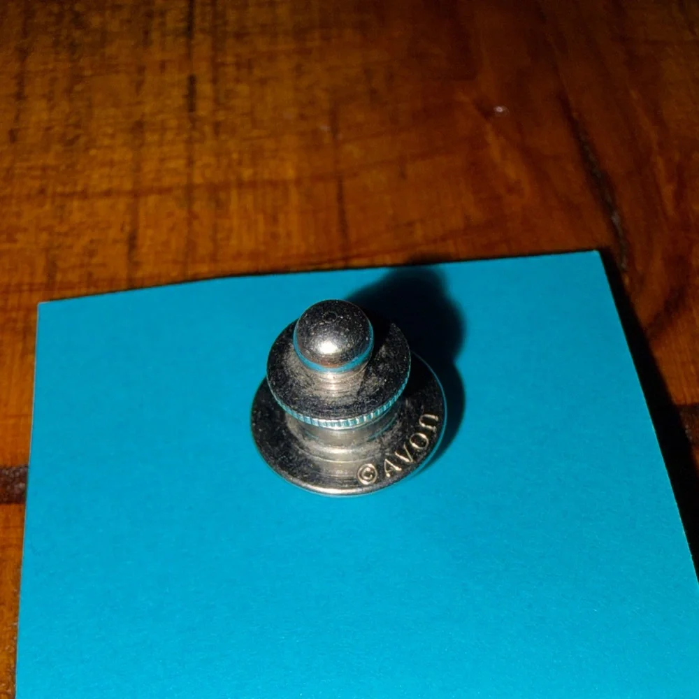 Avon Vintage Silver Floral Basket Pin - Picture 5 of 7